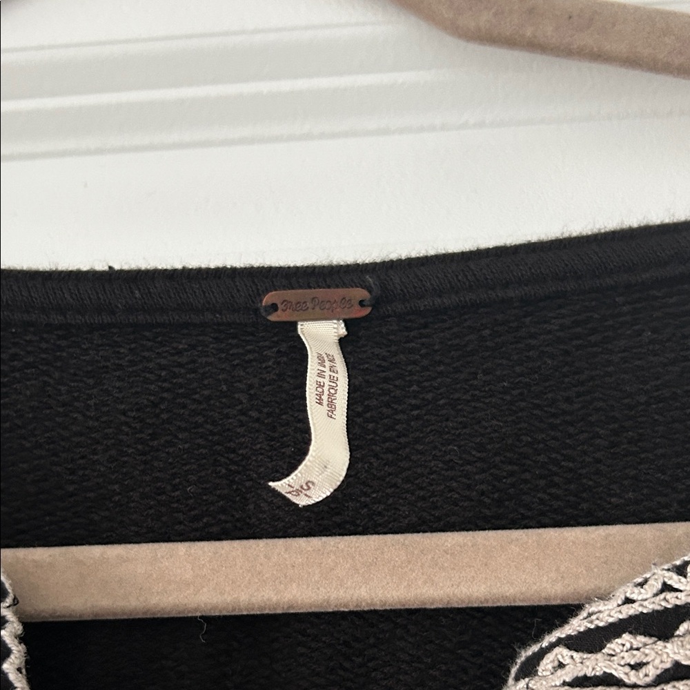 Free People Black Blouse with Cream Embroidery - Picture 4 of 6